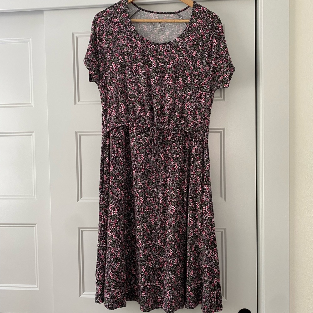Latched Mama drawstring dress